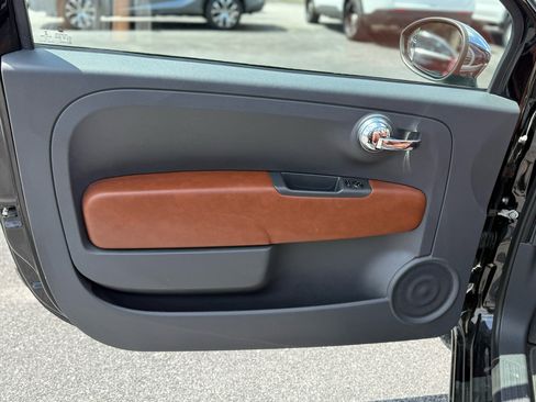 Used 2017 FIAT 500 Lounge image 31