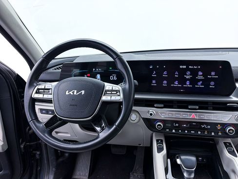 Used 2024 Kia Telluride S w/ S Sunroof Package image 5