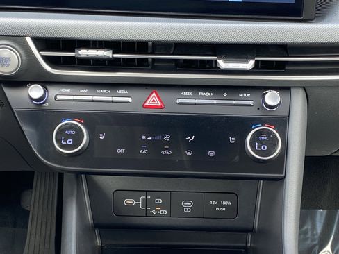 Used 2025 Hyundai Sonata SEL FWD image 14