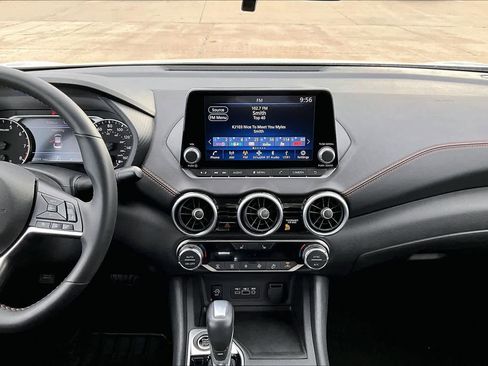 Used 2025 Nissan Sentra SR image 7