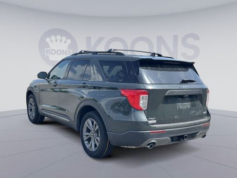 Used 2024 Ford Explorer XLT w/ Equipment Group 202A AWD/4WD image 8
