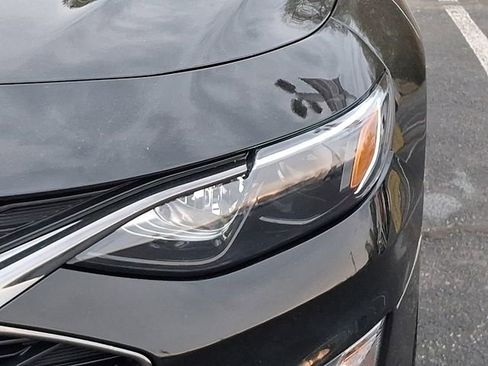 Used 2024 Chevrolet Malibu LT w/ Midnight Edition image 9