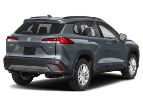 Used 2023 Toyota Corolla Cross LE FWD image 2