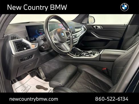 Used 2023 BMW X7 xDrive40i w/ M Sport Package AWD/4WD image 10
