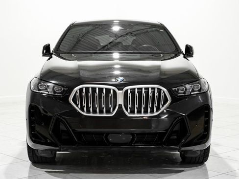 Used 2024 BMW X6 xDrive40i image 2