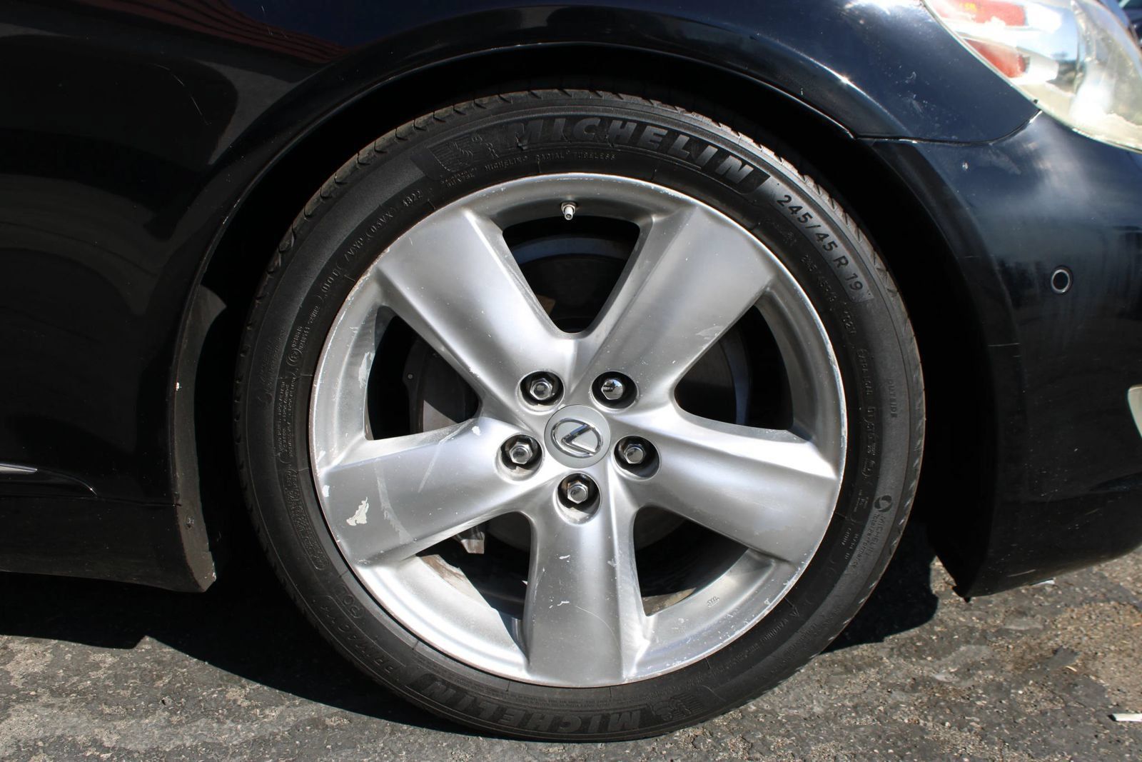 Used 2010 Lexus LS 460 RWD image 4