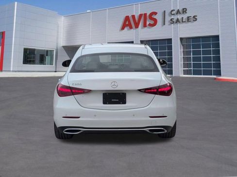 Used 2025 Mercedes-Benz C 300 Sedan image 7