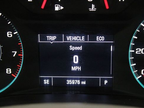 Used 2022 Chevrolet Malibu LT image 40