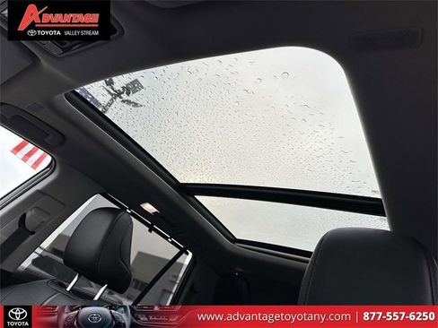 Used 2024 Toyota Grand Highlander Platinum image 25