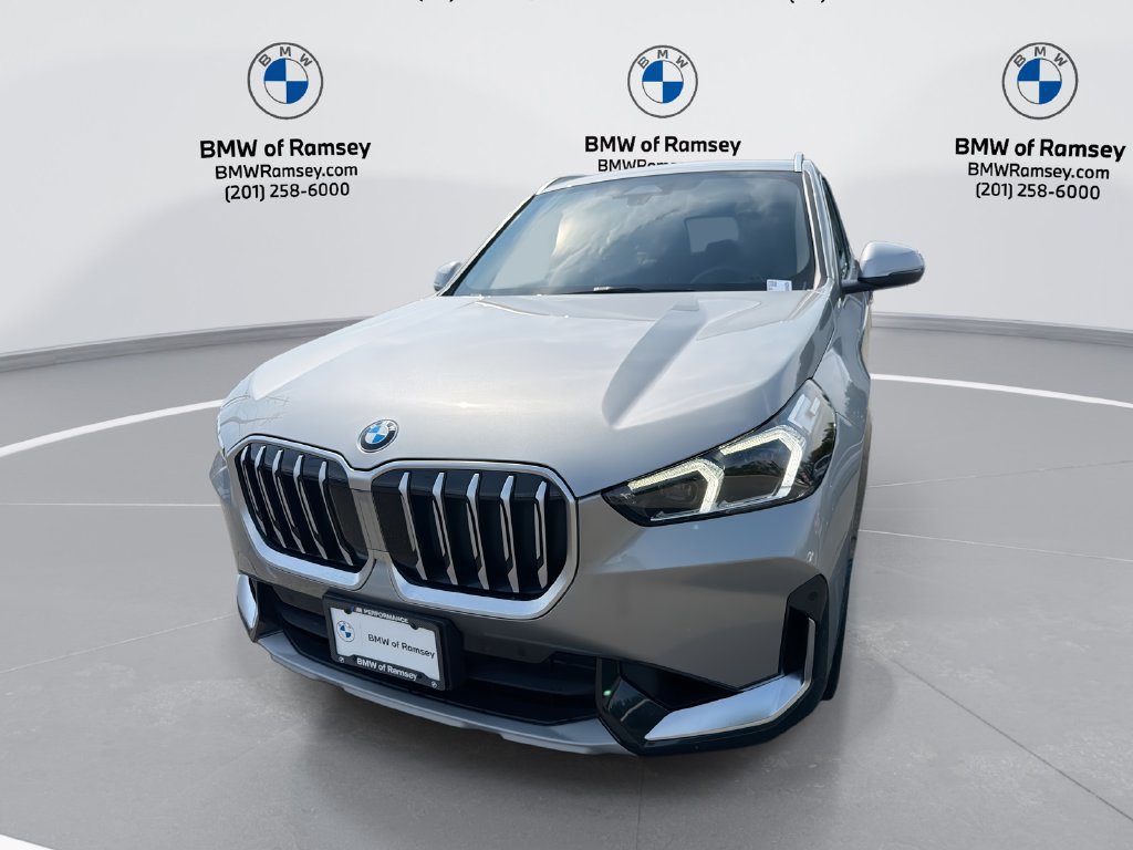 Used 2023 BMW X1 xDrive28i w/ Convenience Package AWD/4WD image 1