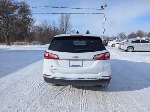 Used 2019 Chevrolet Equinox LT image 4