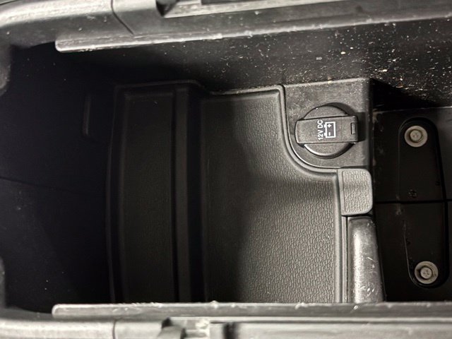 Used 2018 Dodge Journey SE w/ Connectivity Group FWD image 31
