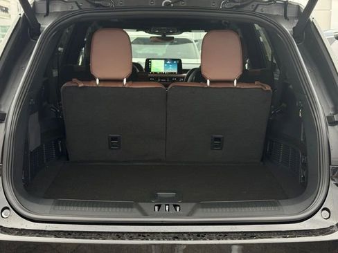 New 2026 Lincoln Aviator Reserve AWD/4WD image 9