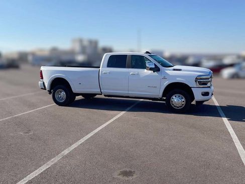 New 2026 RAM 3500 Longhorn image 15