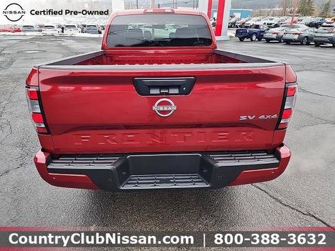 Certified 2022 Nissan Frontier SV w/ Technology Package image 7