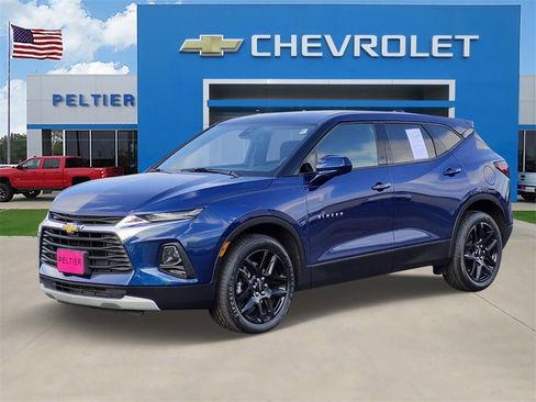Used 2022 Chevrolet Blazer LT image 3