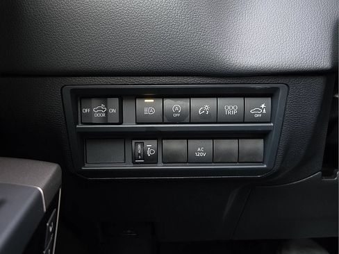 Used 2026 Toyota Tundra Limited w/ Power Package AWD/4WD image 20