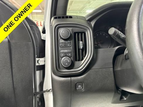 Used 2021 Chevrolet Silverado 1500 Custom Trail Boss AWD/4WD image 15