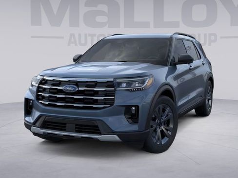 New 2026 Ford Explorer Active w/ Active Comfort Package image 2