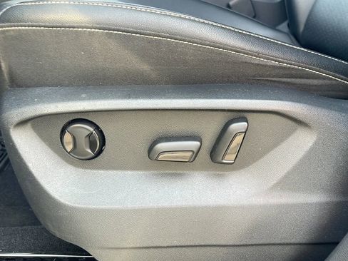 Used 2021 Volkswagen Atlas SE w/ Panoramic Sunroof Package image 22