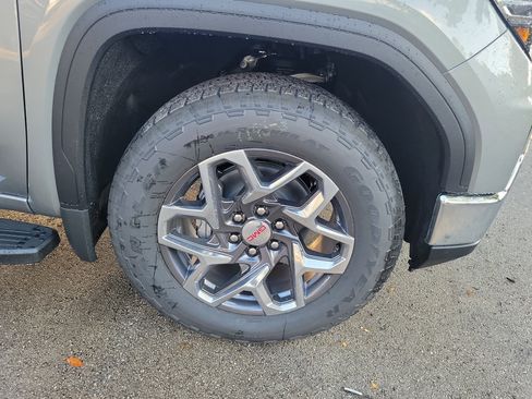 New 2026 GMC Sierra 1500 SLT w/ SLT Premium Package image 5