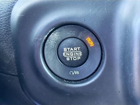 Used 2021 Jeep Wrangler Unlimited Sport image 22