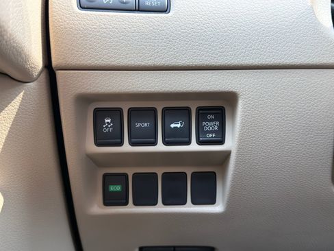 Used 2015 Nissan Rogue SL image 22