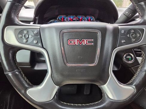 Used 2020 GMC Yukon XL SLT image 37