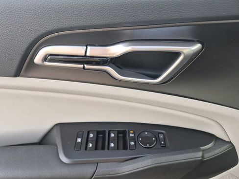 New 2026 Kia Sportage EX image 7