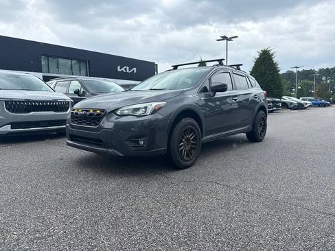 Used 2021 Subaru Crosstrek Hybrid w/ Moonroof Package w/Navigation AWD/4WD image 2
