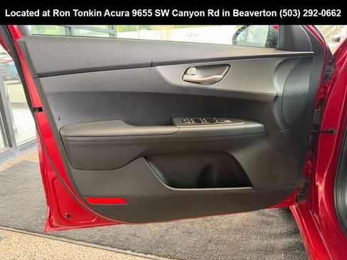 Used 2019 Kia Forte LXS FWD image 11