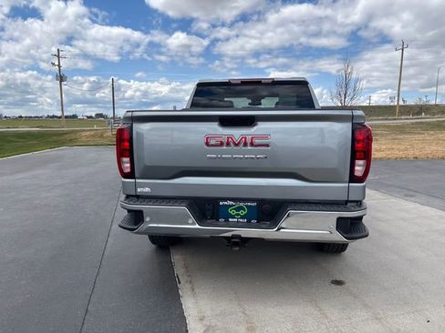 Certified 2024 GMC Sierra 1500 Pro w/ Pro Value Package AWD/4WD image 4
