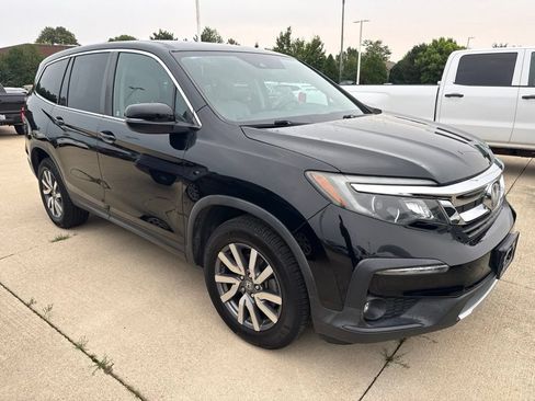 Used 2019 Honda Pilot EX image 4