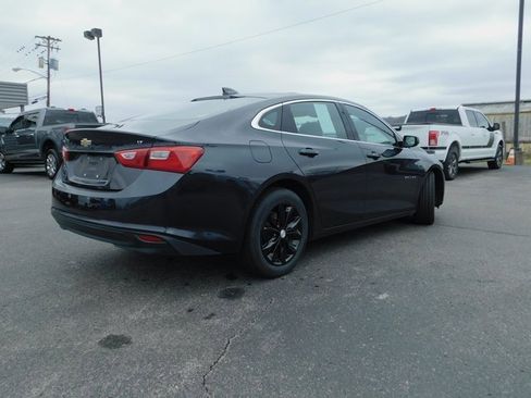 Used 2023 Chevrolet Malibu LT image 9