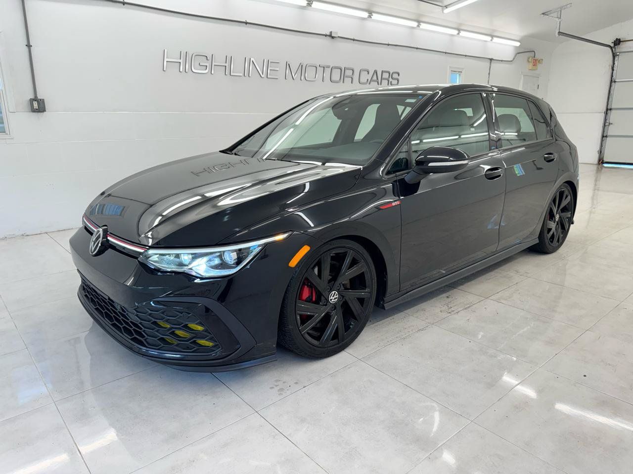 Used 2022 Volkswagen GTI SE FWD image 1