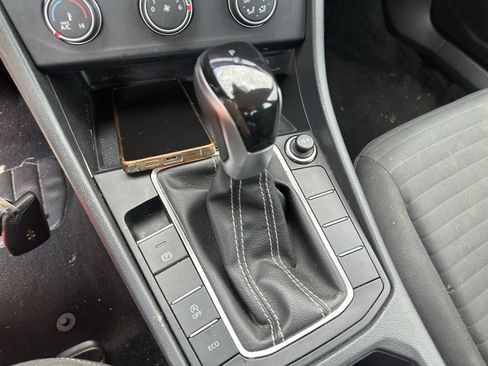 Used 2024 Volkswagen Jetta S FWD image 30