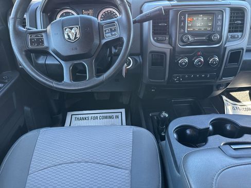 Used 2017 RAM 2500 Tradesman w/ Chrome Appearance Group image 12