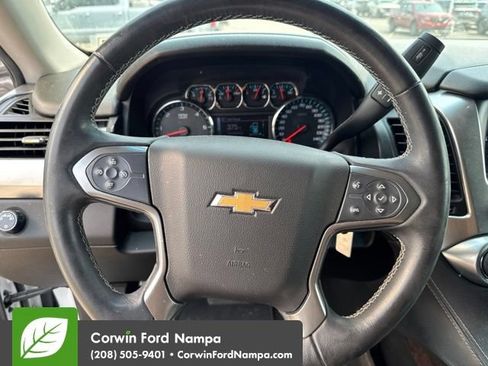 Used 2017 Chevrolet Suburban LS RWD image 7