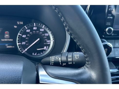 Used 2021 Toyota Highlander XSE FWD image 41