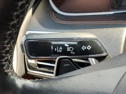 Used 2019 Lincoln Navigator Reserve AWD/4WD image 30