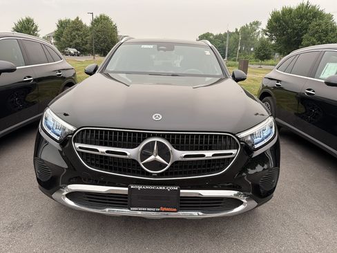 Used 2026 Mercedes-Benz GLC 300 4MATIC image 3
