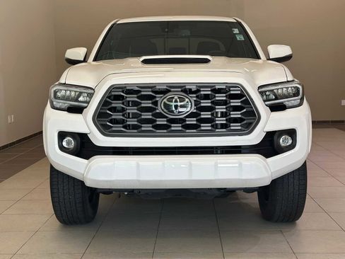 Certified 2023 Toyota Tacoma TRD Sport w/ Black Out Package (TMS) AWD/4WD image 6