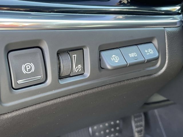 Used 2020 Cadillac XT6 Premium Luxury AWD/4WD image 20