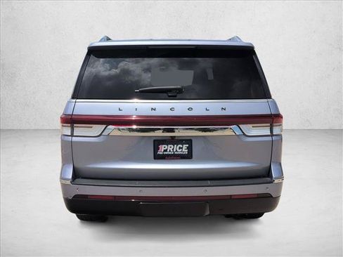 Used 2022 Lincoln Navigator Black Label AWD/4WD image 7