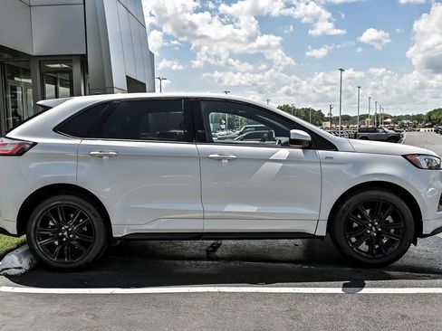 Certified 2023 Ford Edge ST-Line AWD/4WD image 11