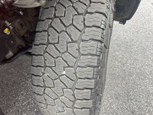 Used 2023 Chevrolet Silverado 1500 Custom Trail Boss w/ LPO, Dark Essentials Package image 34