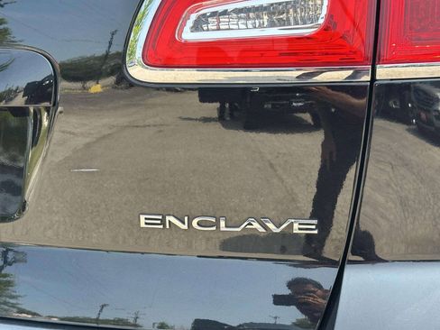 Used 2017 Buick Enclave Convenience FWD image 40