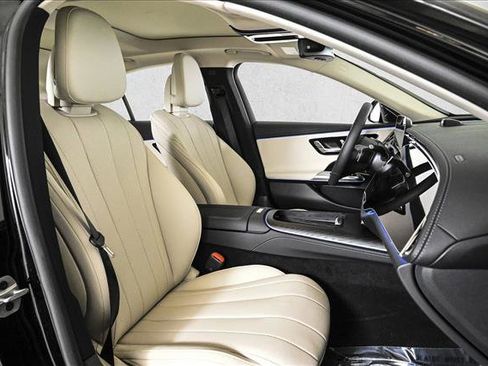 Certified 2025 Mercedes-Benz E 350 4MATIC Sedan image 23