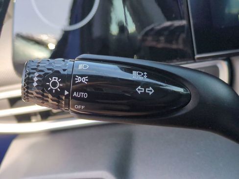 New 2026 Hyundai Elantra Limited image 29