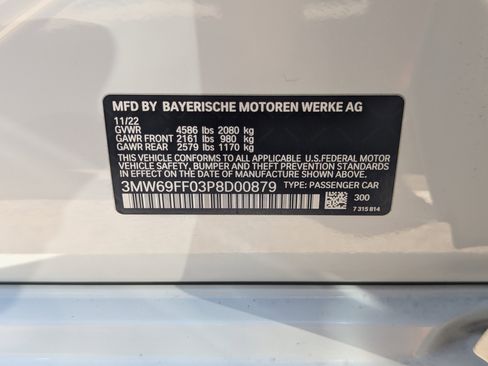 Used 2023 BMW 330i Sedan w/ Driving Assistance Package image 35